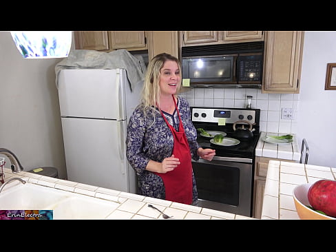 ❤️ Stepmom milking anjeunna di dapur saméméh tanggal na ❤ porno dina pornosu.tubesexer-com.ru ﹏